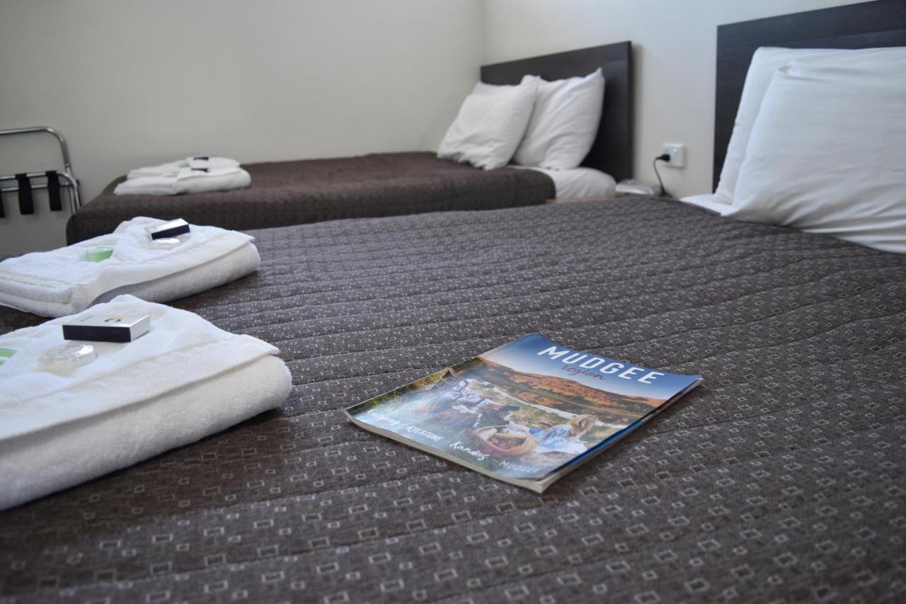 Ten Dollar Town Motel Gulgong Dış mekan fotoğraf