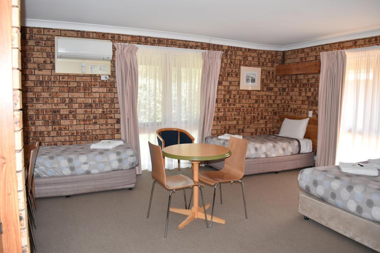 Ten Dollar Town Motel Gulgong Dış mekan fotoğraf