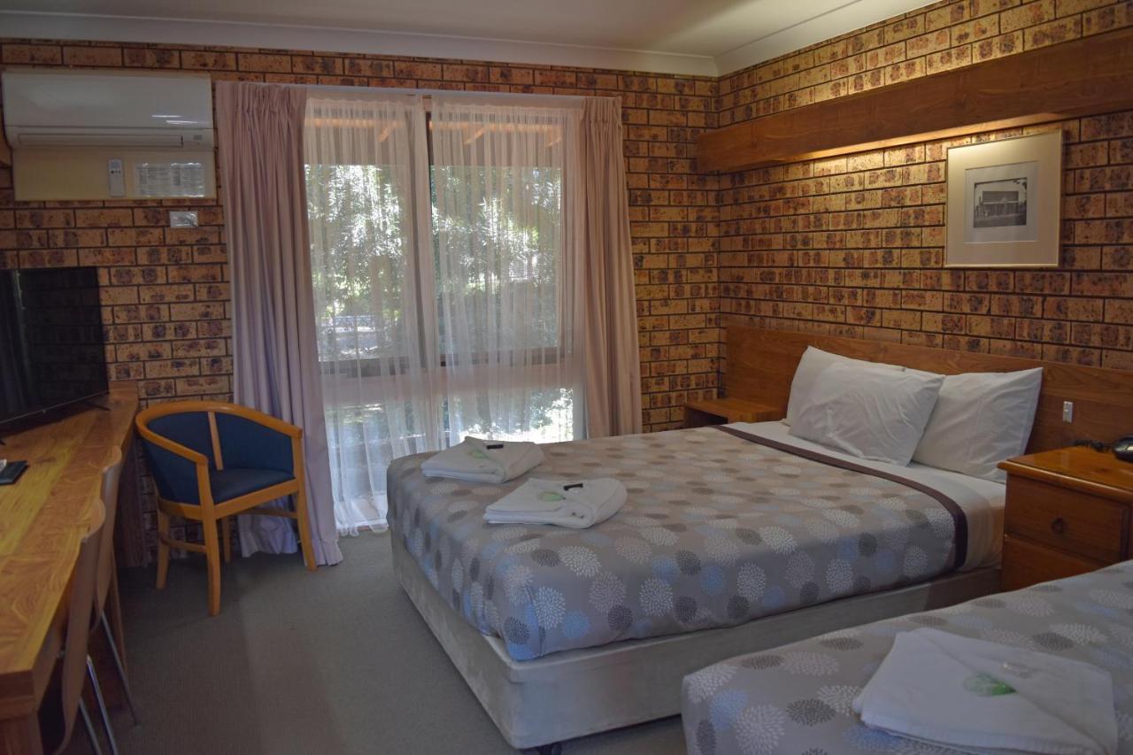 Ten Dollar Town Motel Gulgong Dış mekan fotoğraf