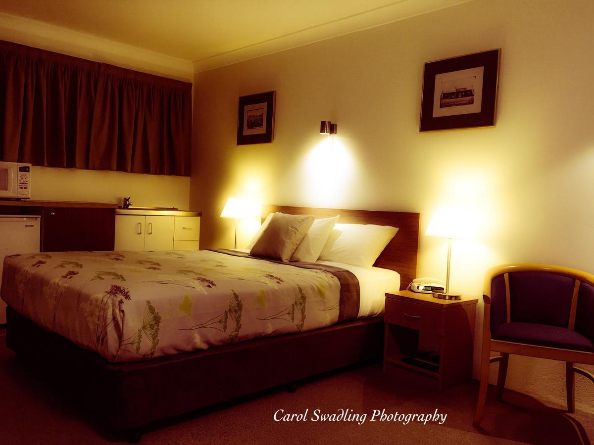 Ten Dollar Town Motel Gulgong Dış mekan fotoğraf